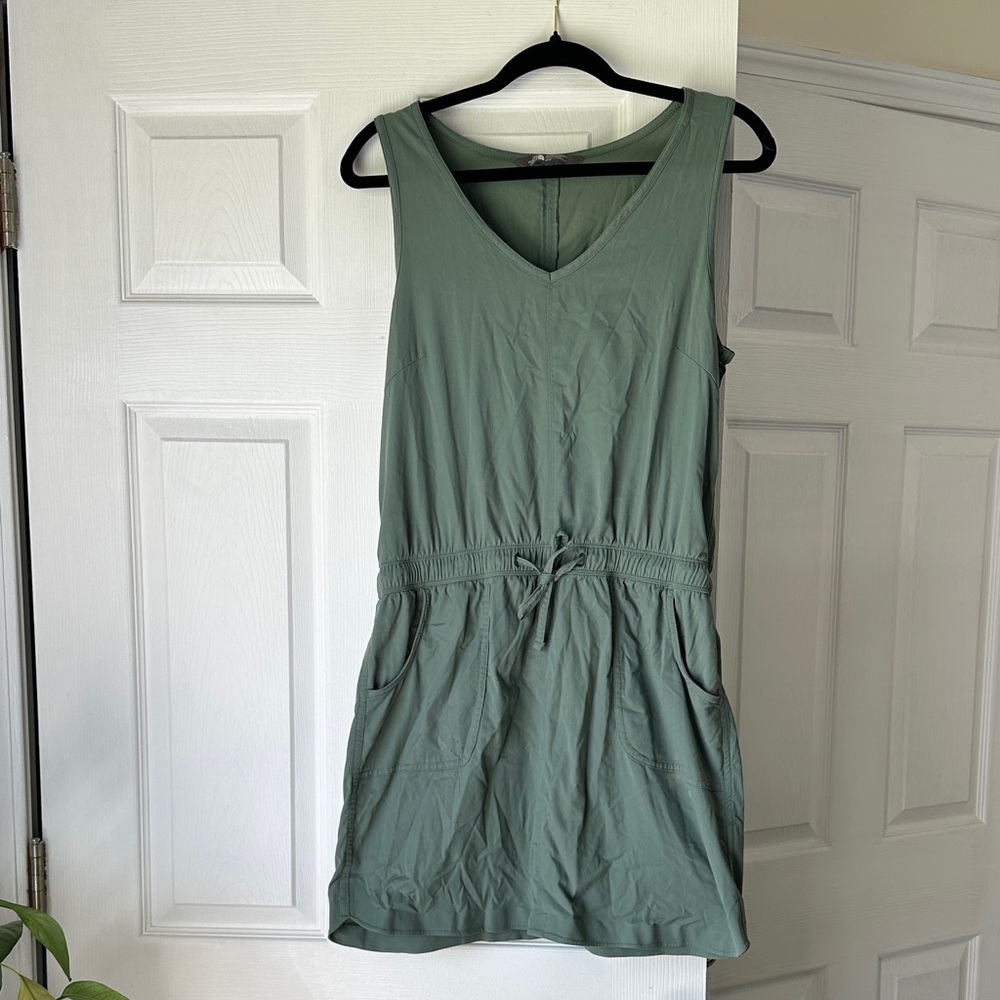 The North Face Sage Green Women's Athletic Dress M